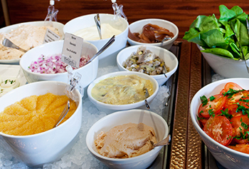 «Завтрак съешь сам…»